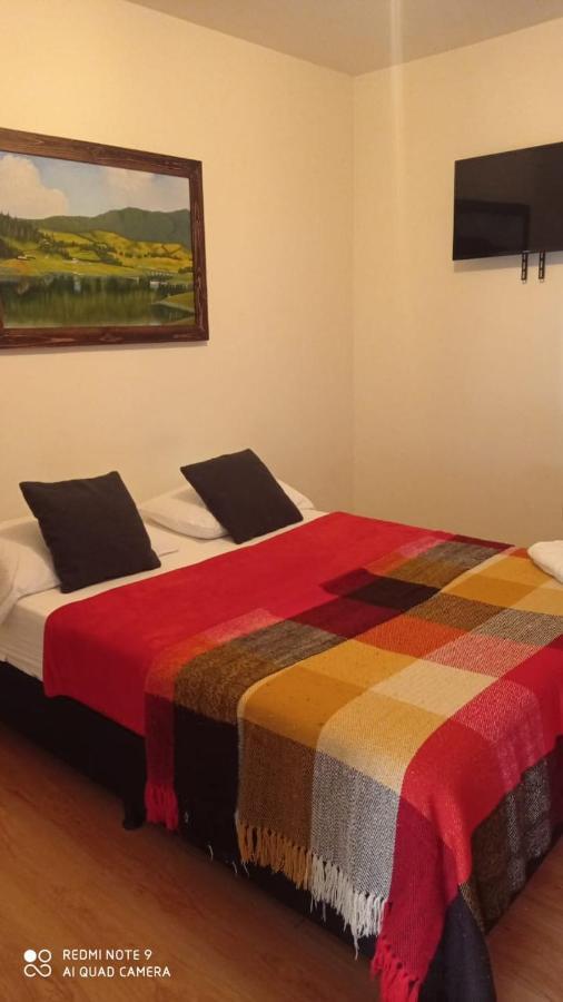 Casa Pastora Coworking Bed & Breakfast Guatape Exterior photo
